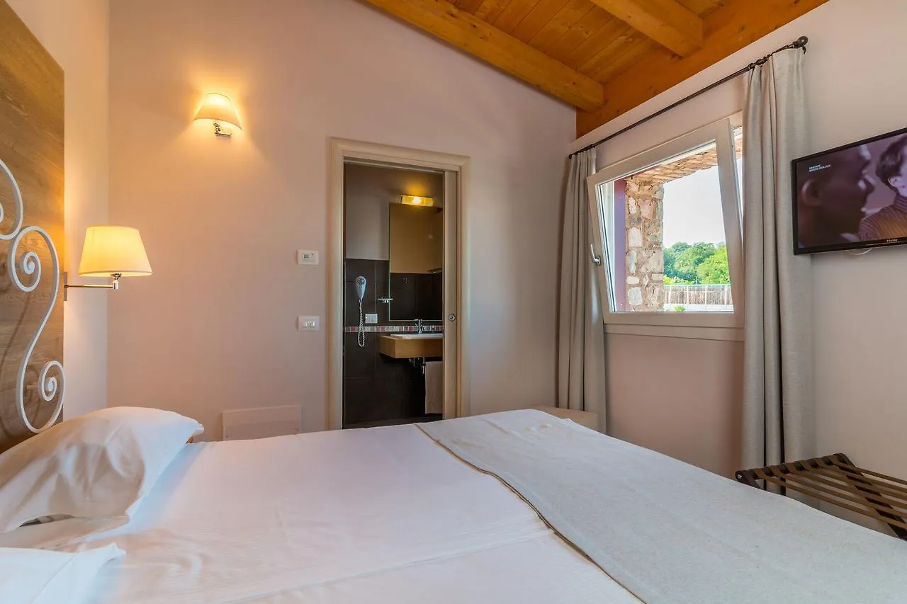 Agriturismo Corte Aurea Desenzano del Garda 0*,  Italy